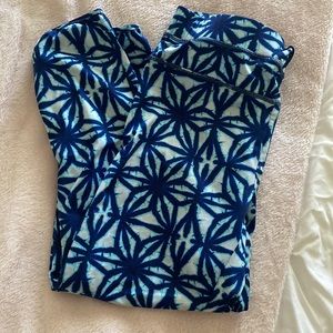 Women’s work out legging size XS. Used. Good condition.